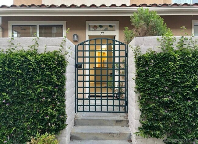 Building Photo - 4185 Via Candidiz