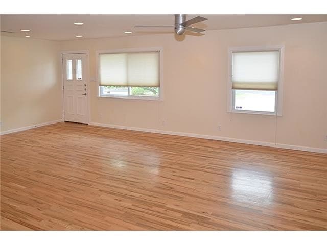 Building Photo - 1179 Oak Grove Ave