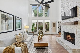 Building Photo - 8346 Summerwood Dr