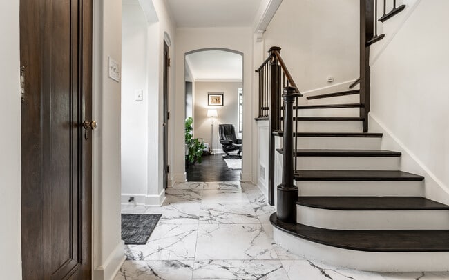 Foto del edificio - 5124 N Capitol Ave