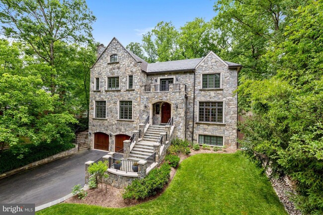 Foto del edificio - 6808 Broxburn Dr