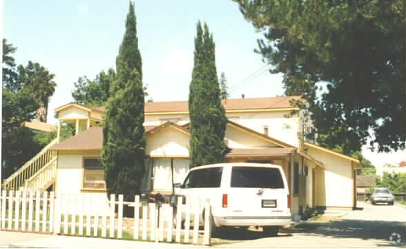 Foto del edificio - 333 4th Ave