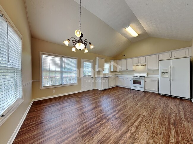 Building Photo - 1643 Cagle Ct