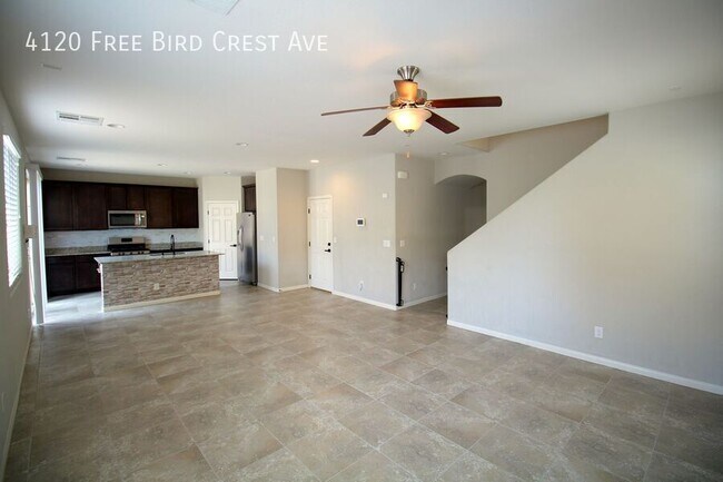 Foto del edificio - 4120 Free Bird Crest Ave