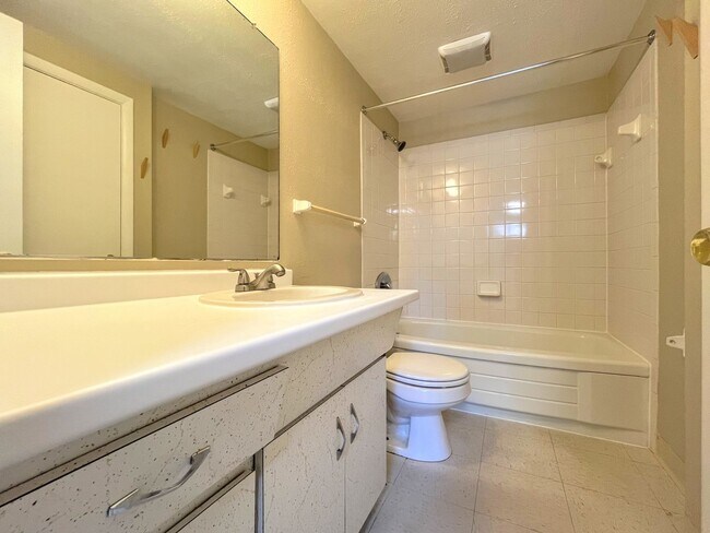 Foto del edificio - 2676 Sheridan Dr
