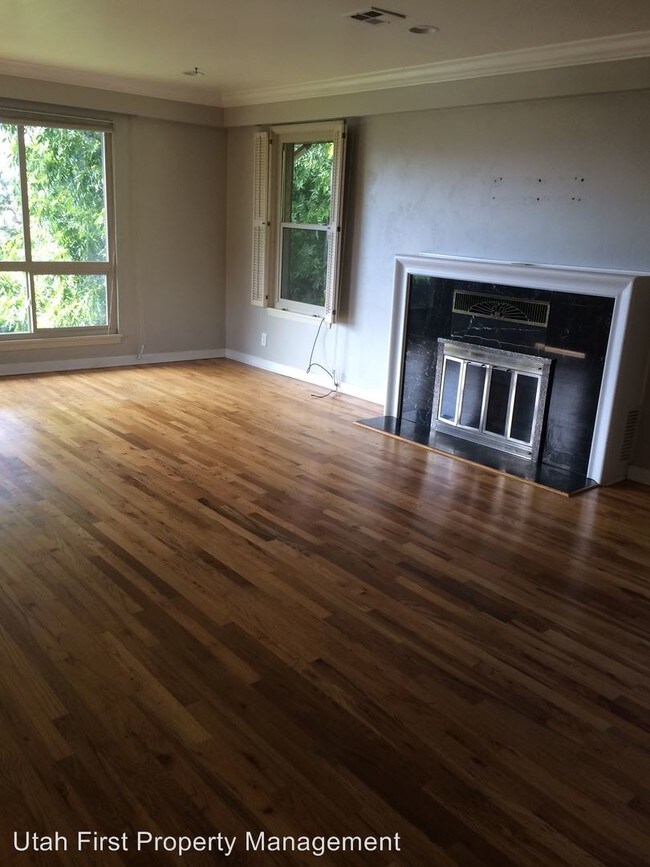 Foto del edificio - 4 br, 3 bath House - 60 E. Hope St.