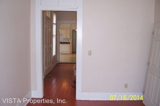 Building Photo - 928 E Jefferson St