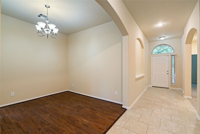 Foto del edificio - 8934 Finnery Dr