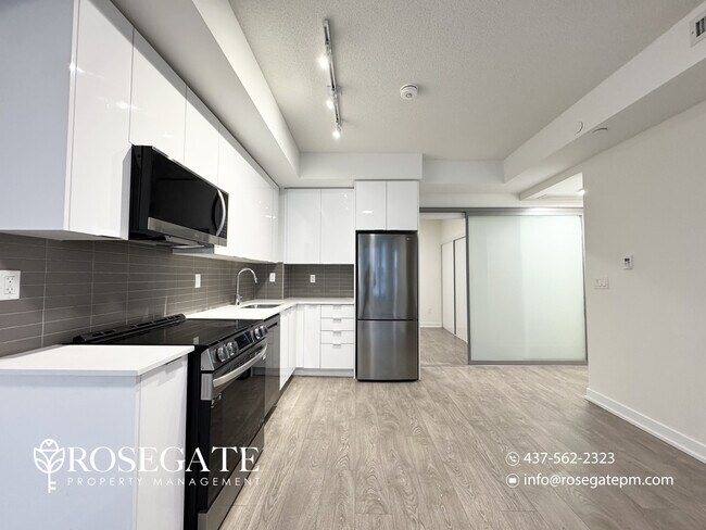 Building Photo - Modern 2-Bedroom Condo in a Prime Brampton Location