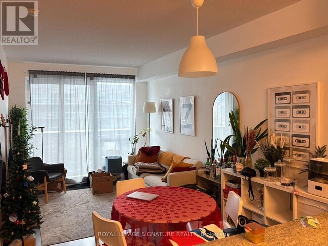 Photo du bâtiment - 25 Cole St