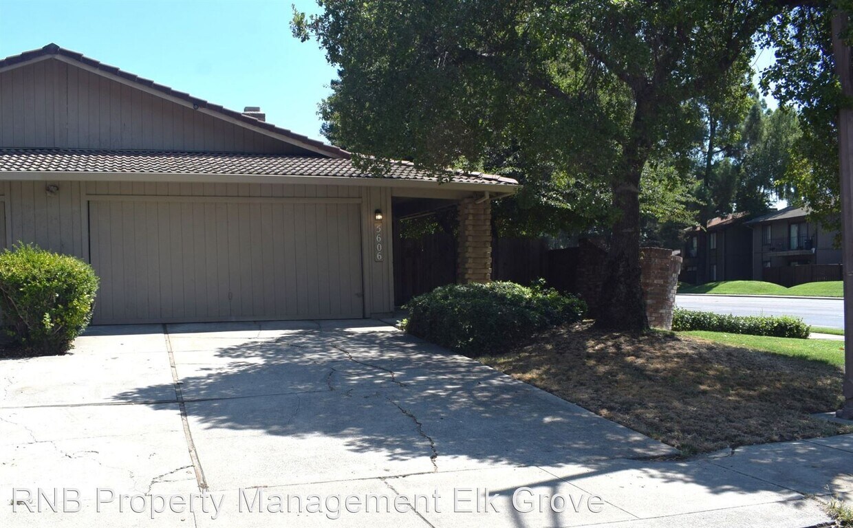 Primary Photo - 3 br, 2 bath House - 5606 Passero Way