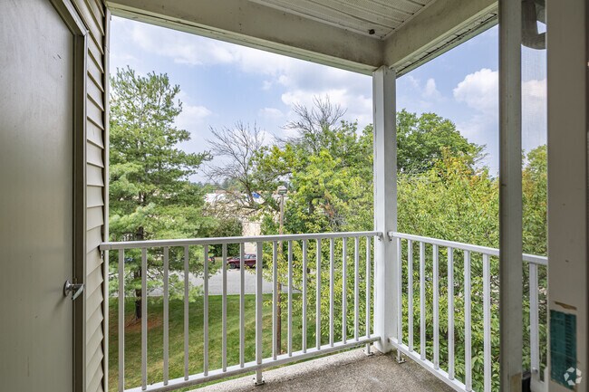 2BR, 2BA - 1,236SF - The Wisteria - Balcony - The Highlands at Morris Plains