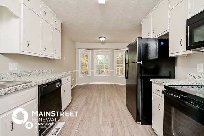 Building Photo - 654 Pepperwood Ln