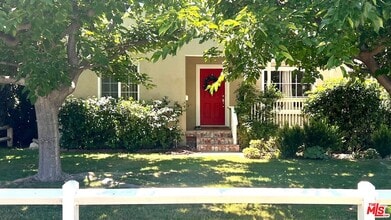 Building Photo - 5039 Rubio Ave