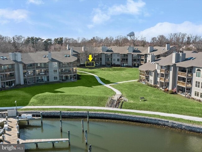 Building Photo - 7024 Channel Village Ct