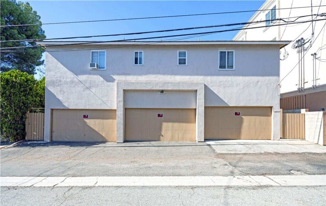 Building Photo - Welcome Home || Apply Now