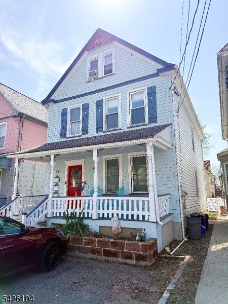 Building Photo - 19 Sylvan Pl