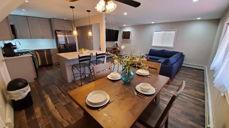 Foto principal - 635 E Olive St