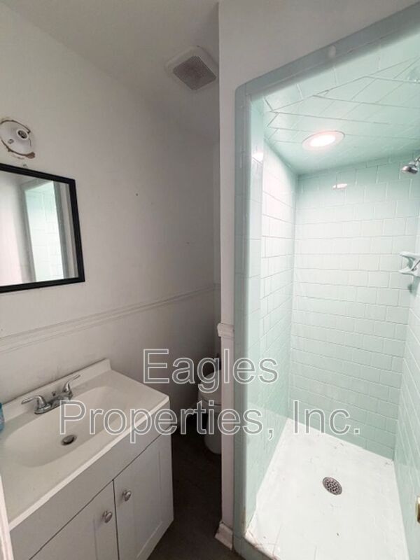 Foto del edificio - 103 Brock St