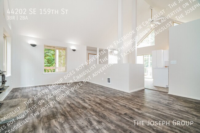 Foto del edificio - 44202 SE 159th St