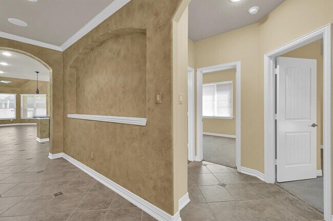Foto del edificio - 459 Hendricks Forest Ln