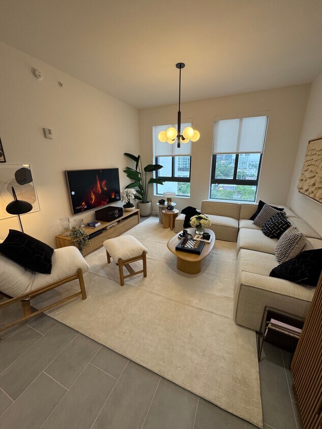 Foto principal - 2041 NW 1st Ct