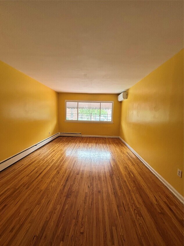 Foto principal - 659 Nereid Ave