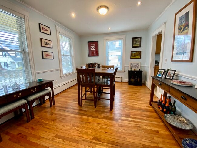 Building Photo - 482 Beale St