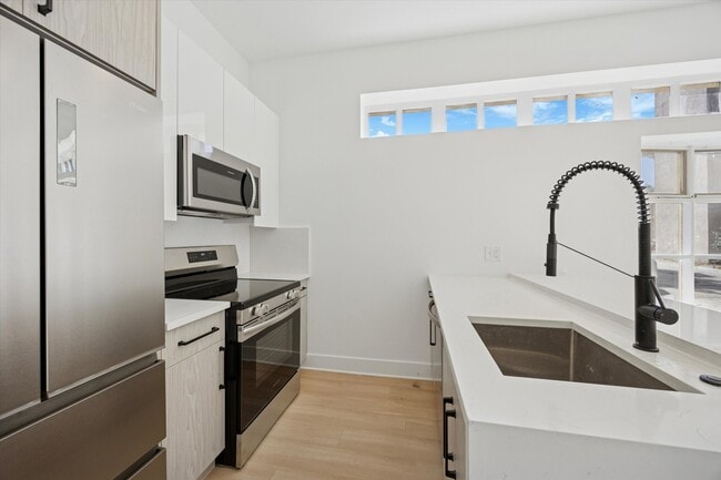 Foto del edificio - Bell Tower Community