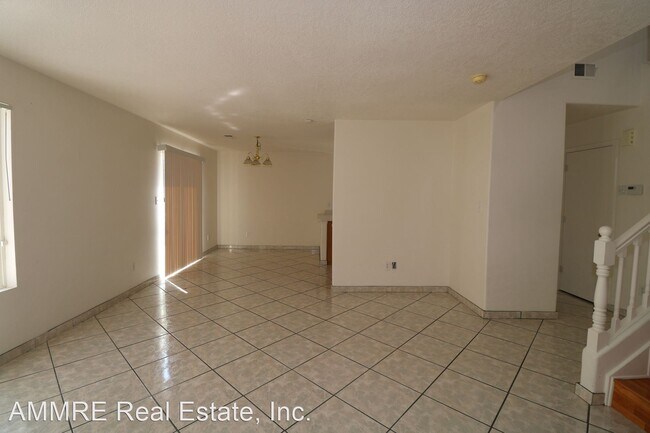 Building Photo - 3 br, 2.5 bath House - 1404 Villa Candela NE