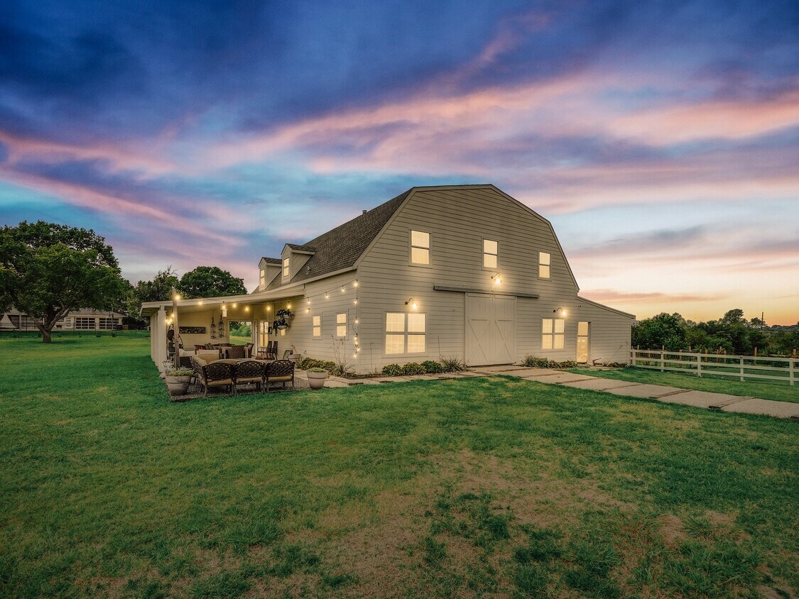 Foto principal - 1400 Shadow Brook Trail