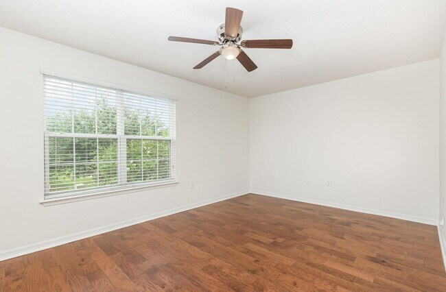 Building Photo - 9026 Paolos Pl