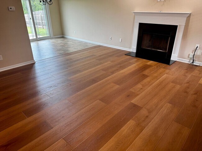 Foto del edificio - 231 Whistlestop Ln