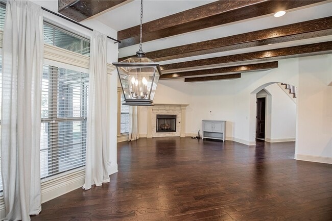 Building Photo - 4605 Willowridge Way