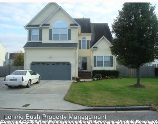Primary Photo - 4 br, 2.5 bath House - 817 Shadowberry Crest