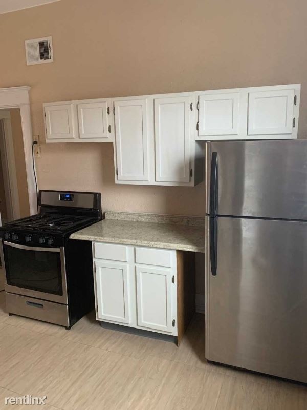 Building Photo - 2 br, 1 bath Apartment - 408 Pike St 1 Unit 1