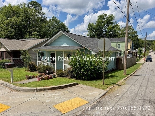 Foto del edificio - 374 Paines Ave NW