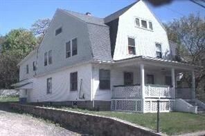 Primary Photo - 189 Easton Ave