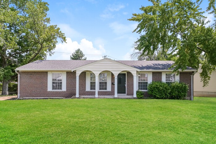 Primary Photo - Beautiful 3 Bedroom