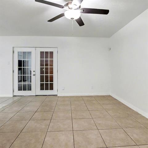 Foto del edificio - 6510 Cinnamon Oaks Dr