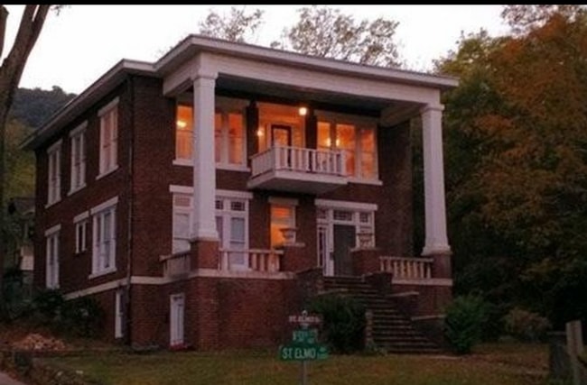 Building Photo - 5209 Saint Elmo Ave