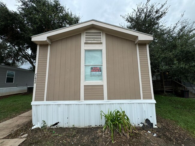 Building Photo - 22002 Wellington Bend Ln