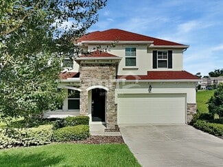 Building Photo - 220 Crestrun Loop