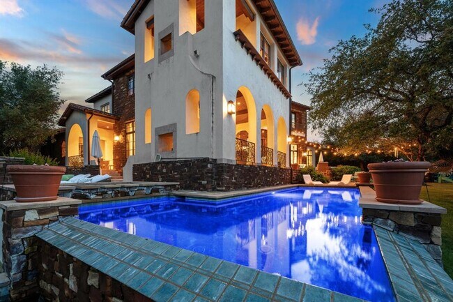 Building Photo - 12724 Blue Stem Trail