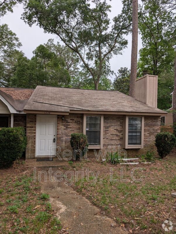 Building Photo - 1224 Brafforton Dr