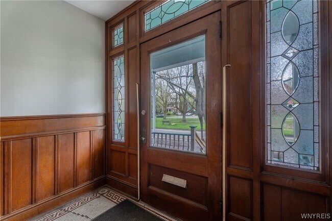 Foto del edificio - 117 Bidwell Pkwy