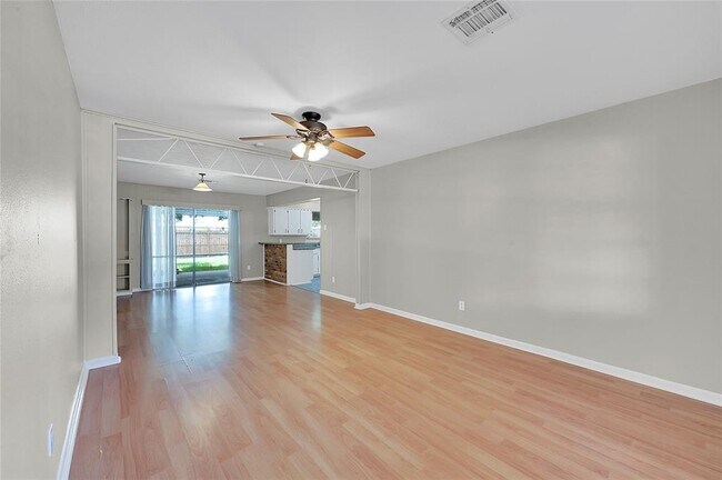 Building Photo - 11030 Hoffer St