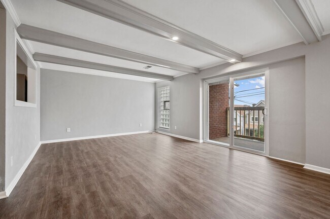 Foto del edificio - 4608 Coleridge St