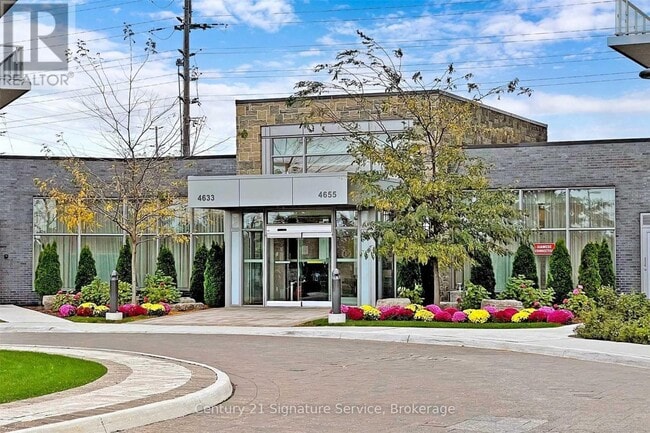 Building Photo - 4633 Glen Erin Dr