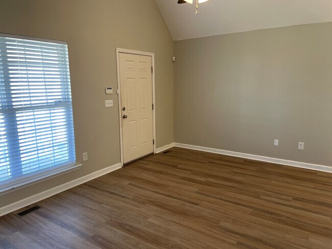 Foto del edificio - 936 Barnes St